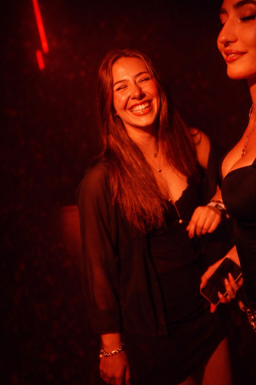 Bellaqueo Lab — imagen de marca urbana